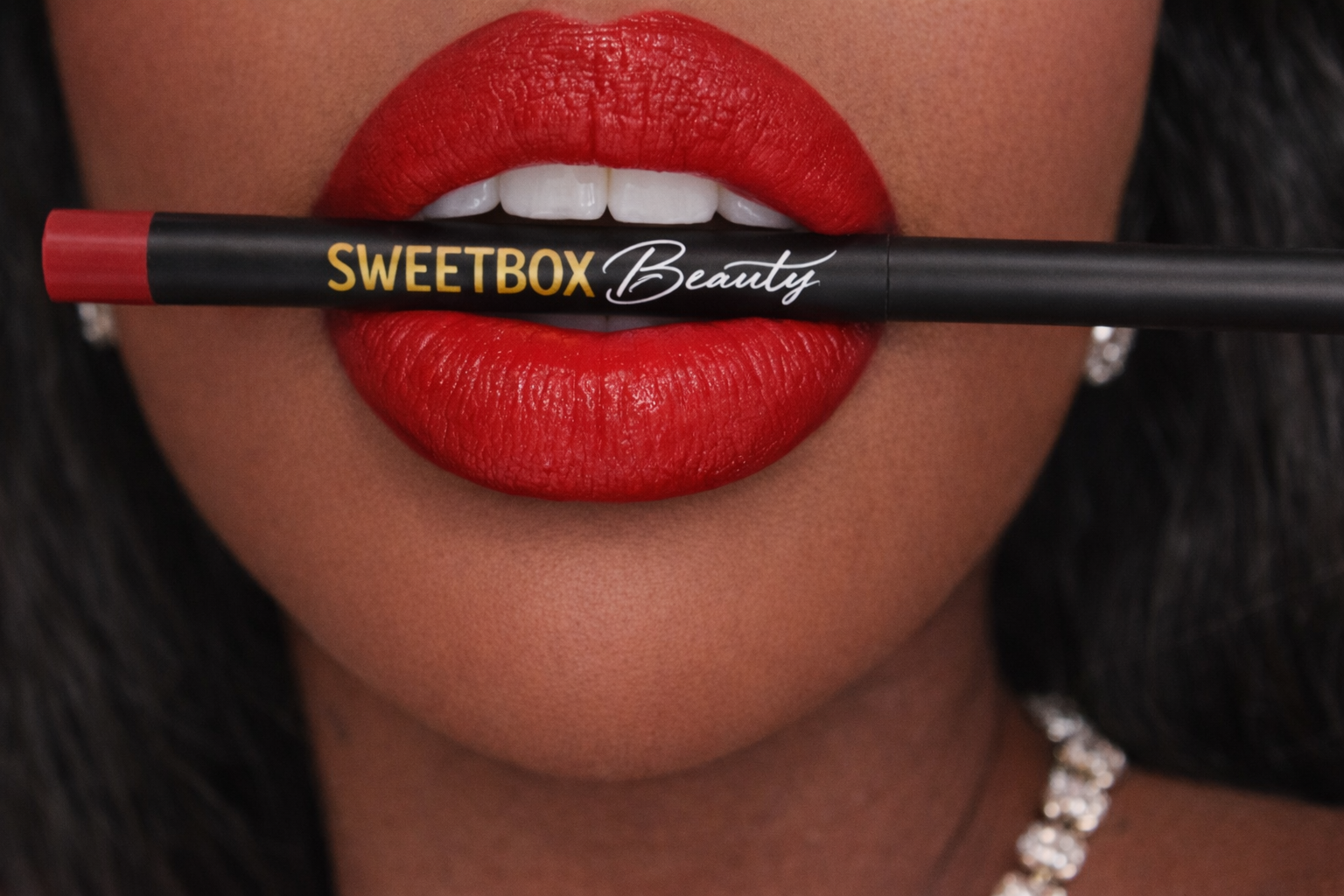 HERSHE Red Velvet Lip Liner